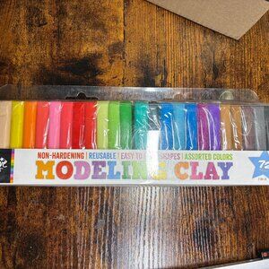 Modeling Clay 72 Pcs by The Creative Expert Reusable Non hardening NEW IN BOX